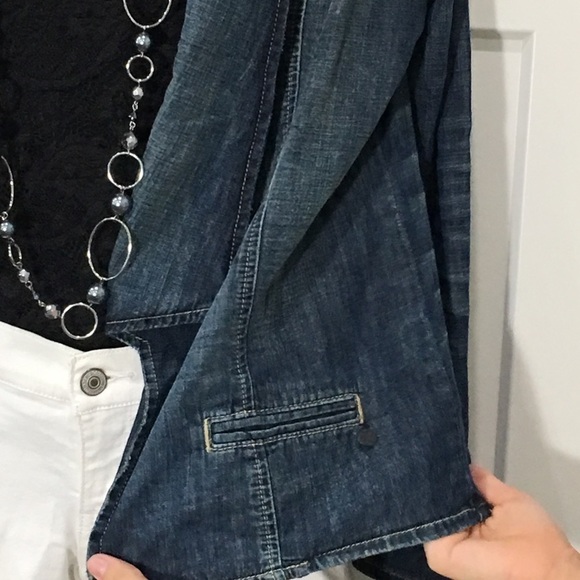 babakul Kensie Denim blazer NWT size Medium - Picture 3 of 7